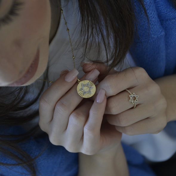 magen david medallion necklace